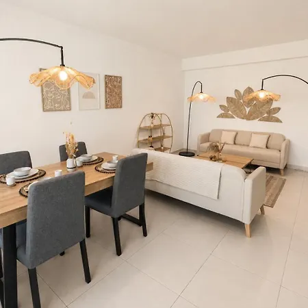 شقة New - 2 Bedroom Garden Escape Saint-tropez *